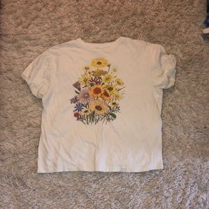White Floral T shirt Size Large